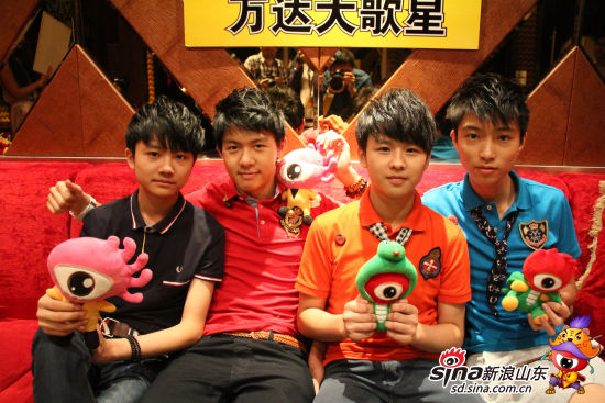RTA组合左起：刘俊麟、朱元冰、徐浩、左溢