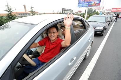 山东高速路新规解读:未满12周岁禁坐副驾驶位